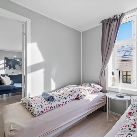 Beautiful Space With Balcony Apartment