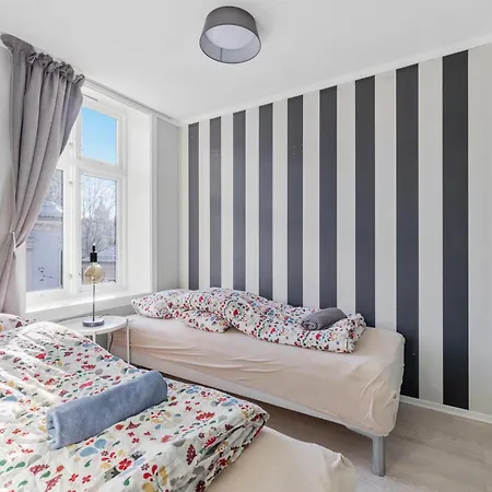 Beautiful Space With Balcony