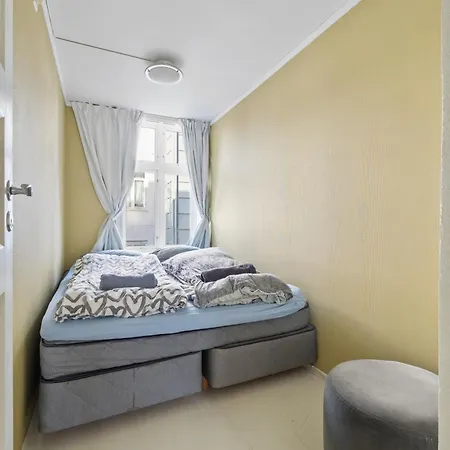 Beautiful Space With Balcony アパート *