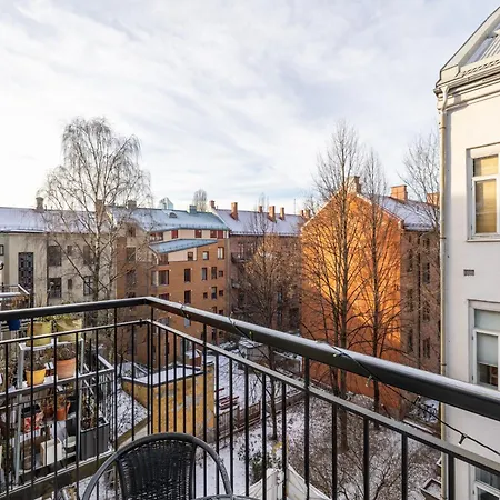 Apartment Beautiful Space With Balcony